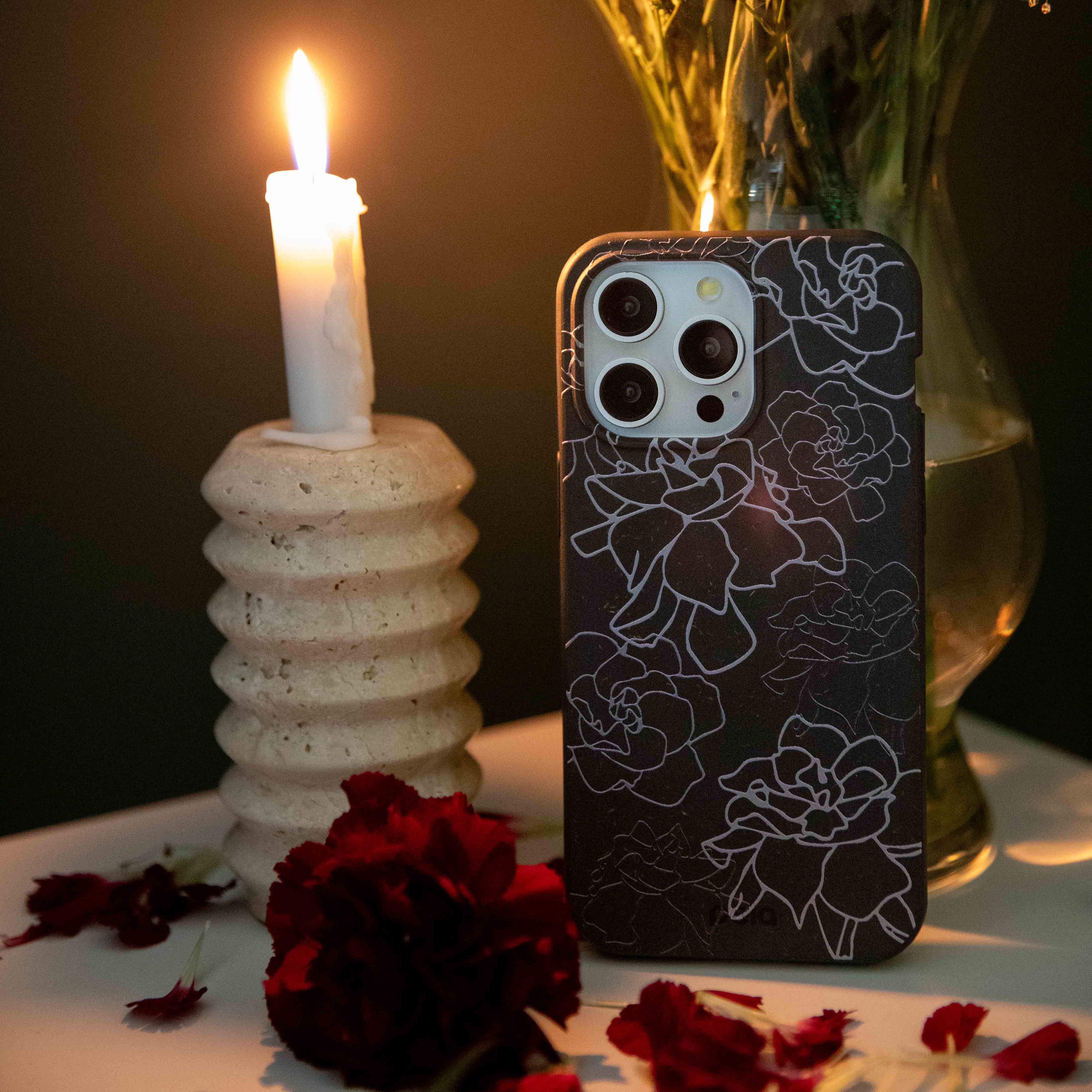 Black Gardenia Lines iPhone 16e/17e Case - Image 2