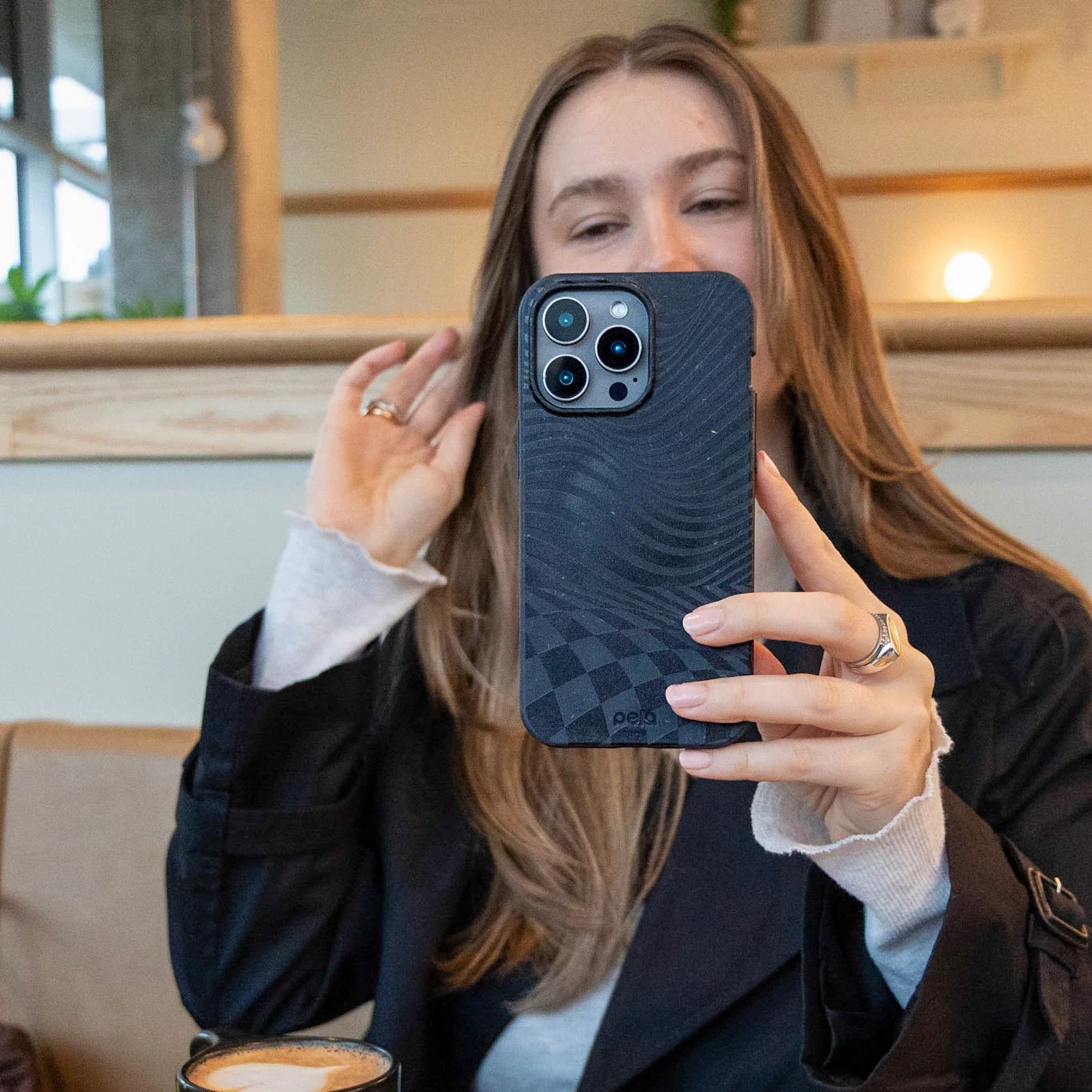 Black Melted Checkers iPhone 6/6s/7/8/SE Case - Image 2