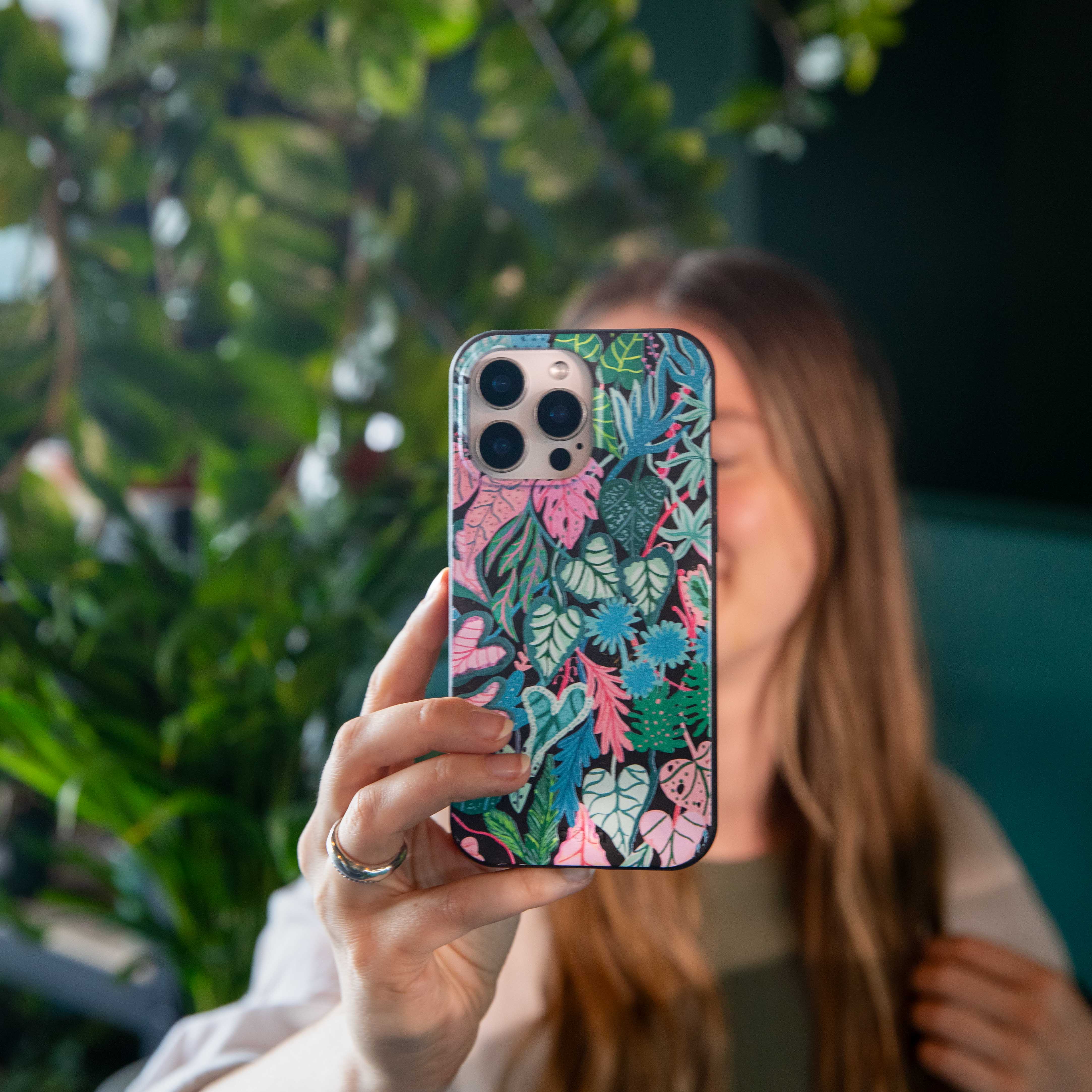 Black Tropic Noir iPhone 11 Pro Case - Image 9