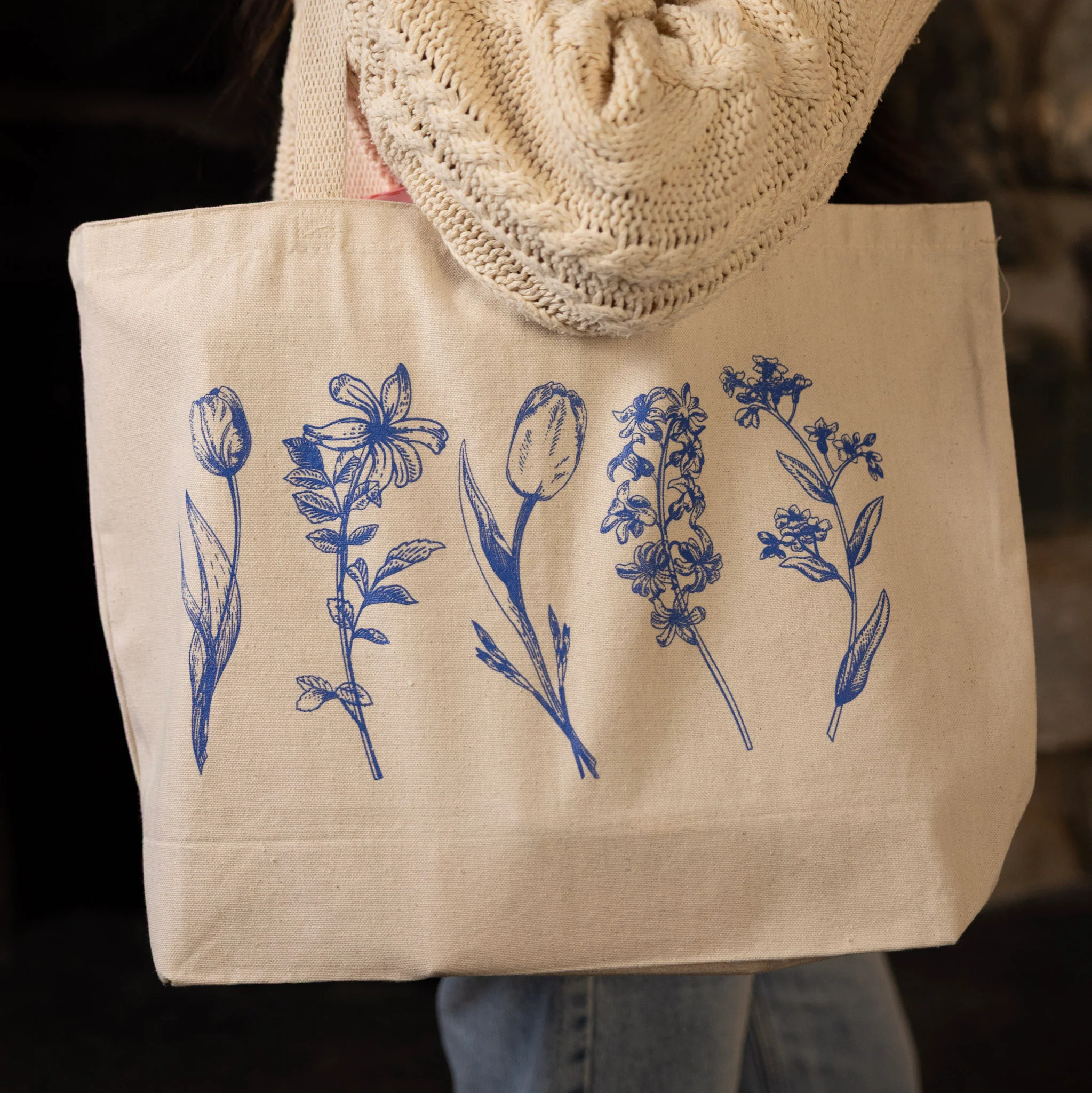 Botanicals Everyday Tote - Image 5