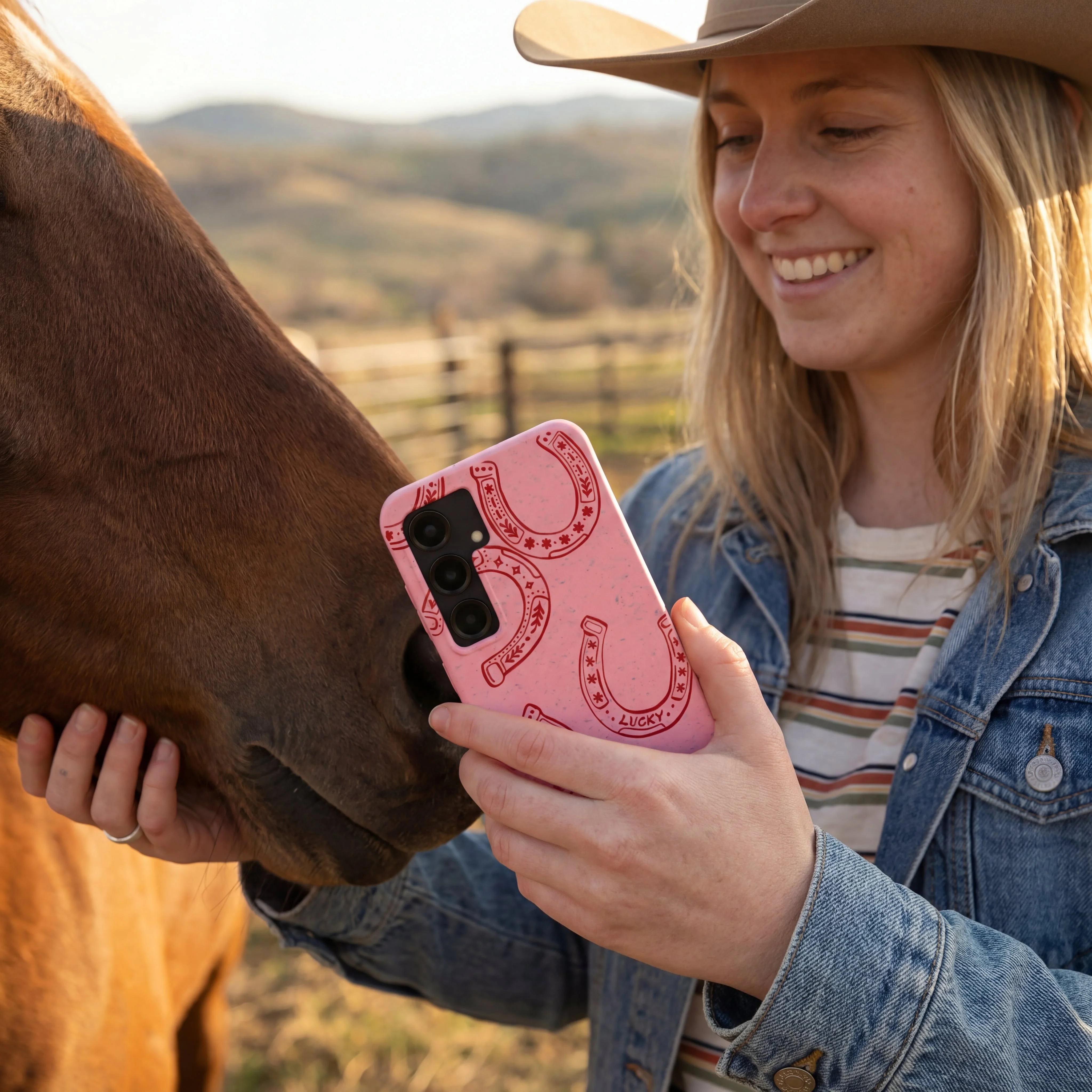 Bubblegum Pink Lucky Horseshoe Samsung Galaxy S24 Ultra Case - Image 2