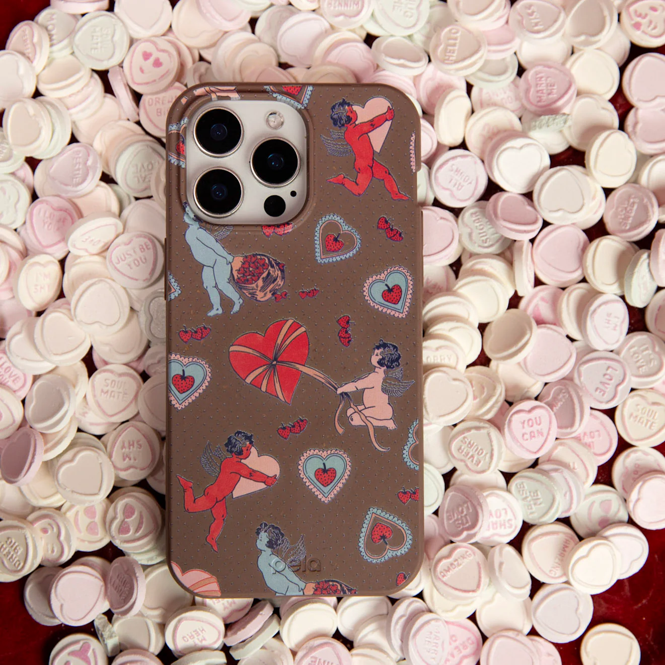Chocolate Brown Strawberry Cupid Samsung Galaxy S22 Case - Image 2