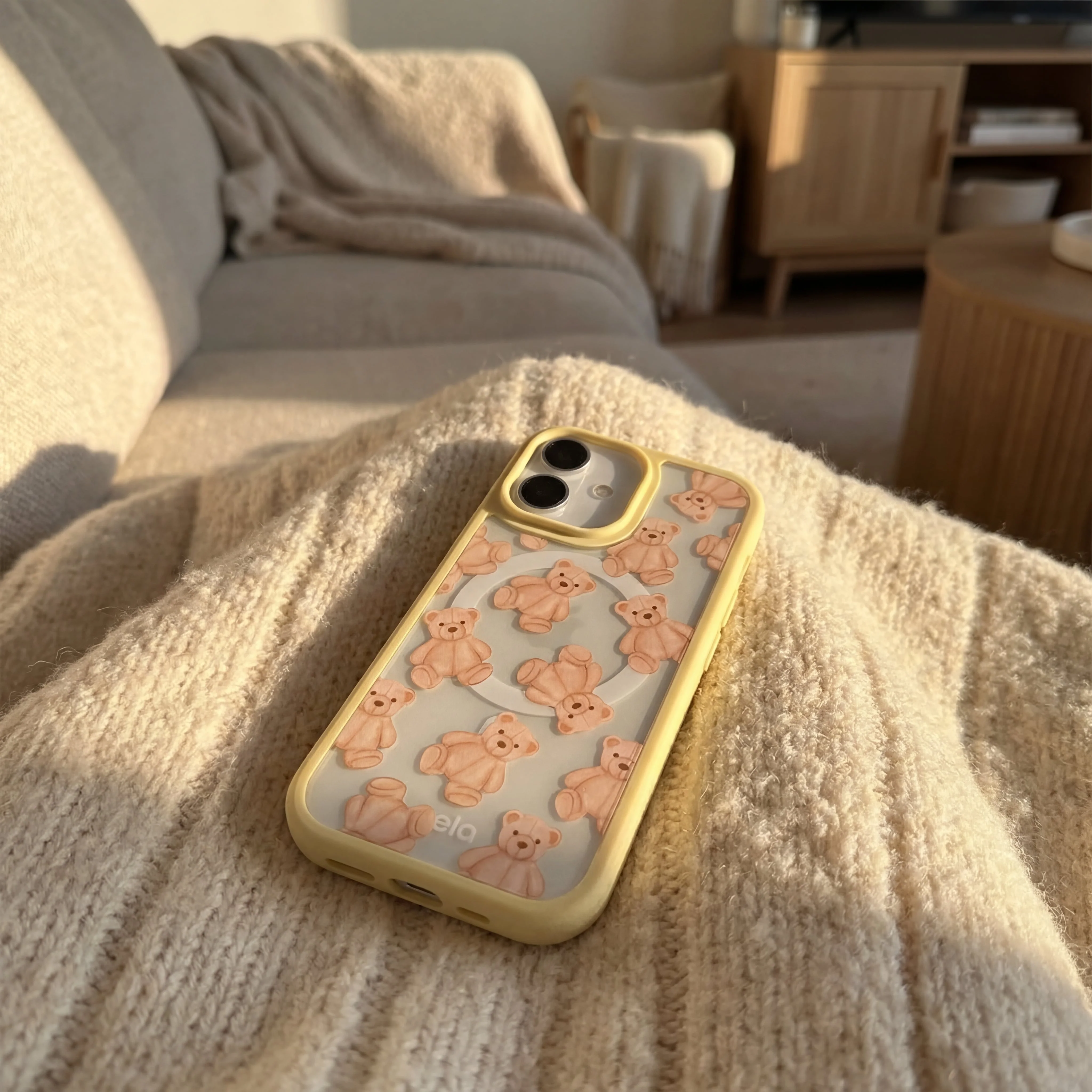 Clear Teddy Love iPhone 17 Pro Case With Sunbeam Ridge (MagSafe included) - Image 2