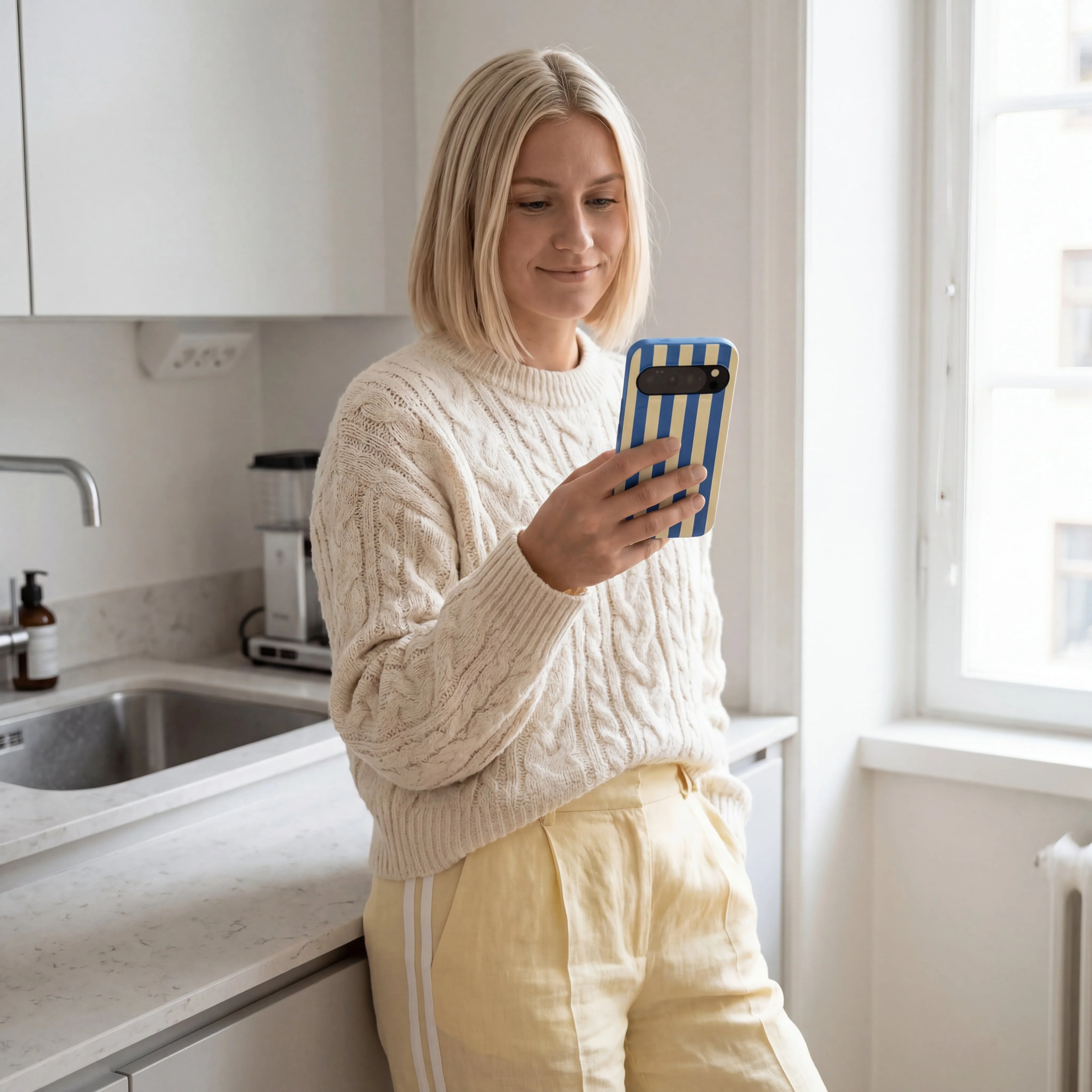 Electric Blue Butter Stripes Google Pixel 8 Pro Case - Image 2