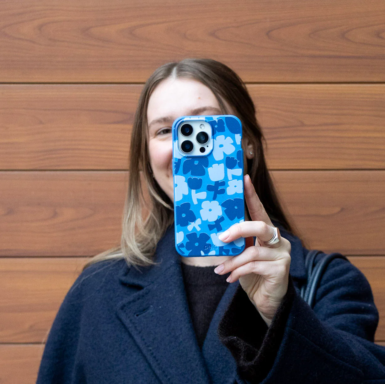 Electric Blue Daydream Blooms Google Pixel 10 Pro XL Case - Image 2