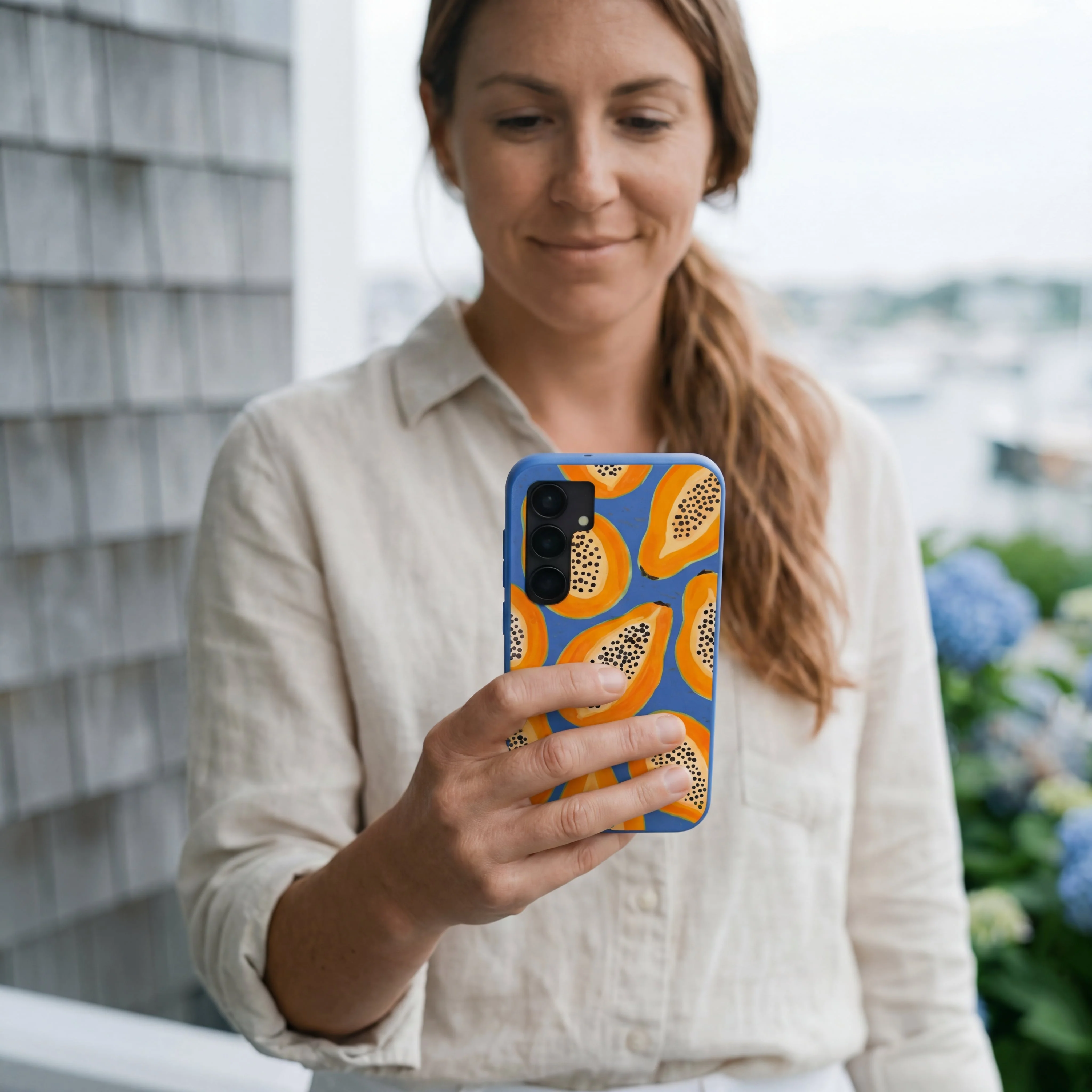 Electric Blue Juicy Papayas Samsung Galaxy S24 Case - Image 2