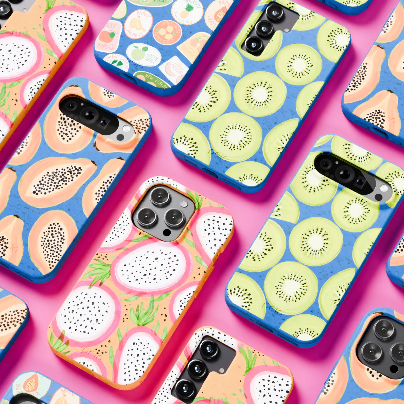 Electric Blue Kiwi Slices iPhone XR Case - Image 11