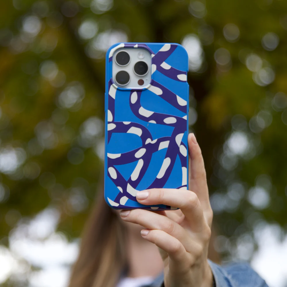 Electric Blue Noodles Samsung Galaxy S26 Case - Image 2