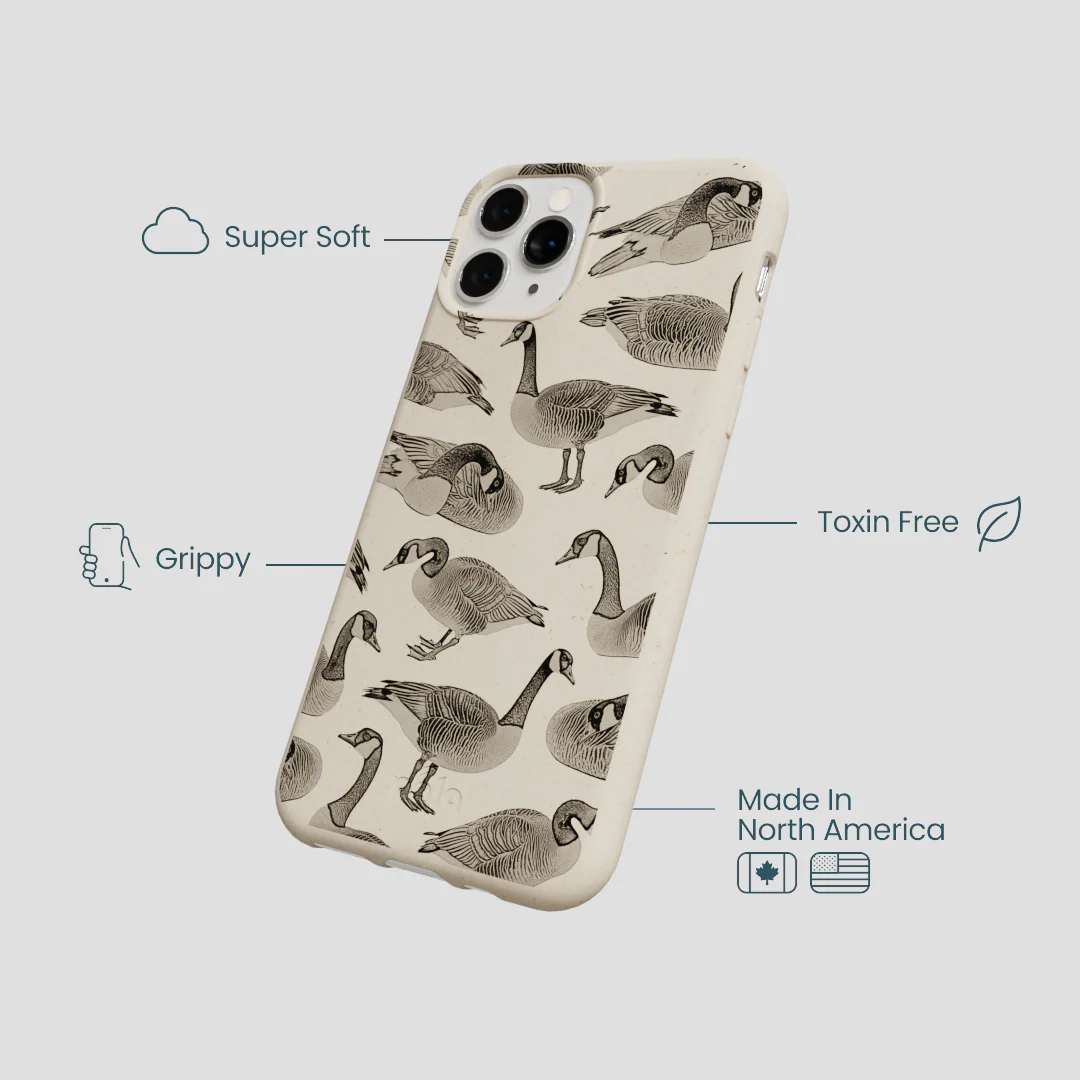 London Fog Canadian Geese iPhone 11 Pro Case - Image 4