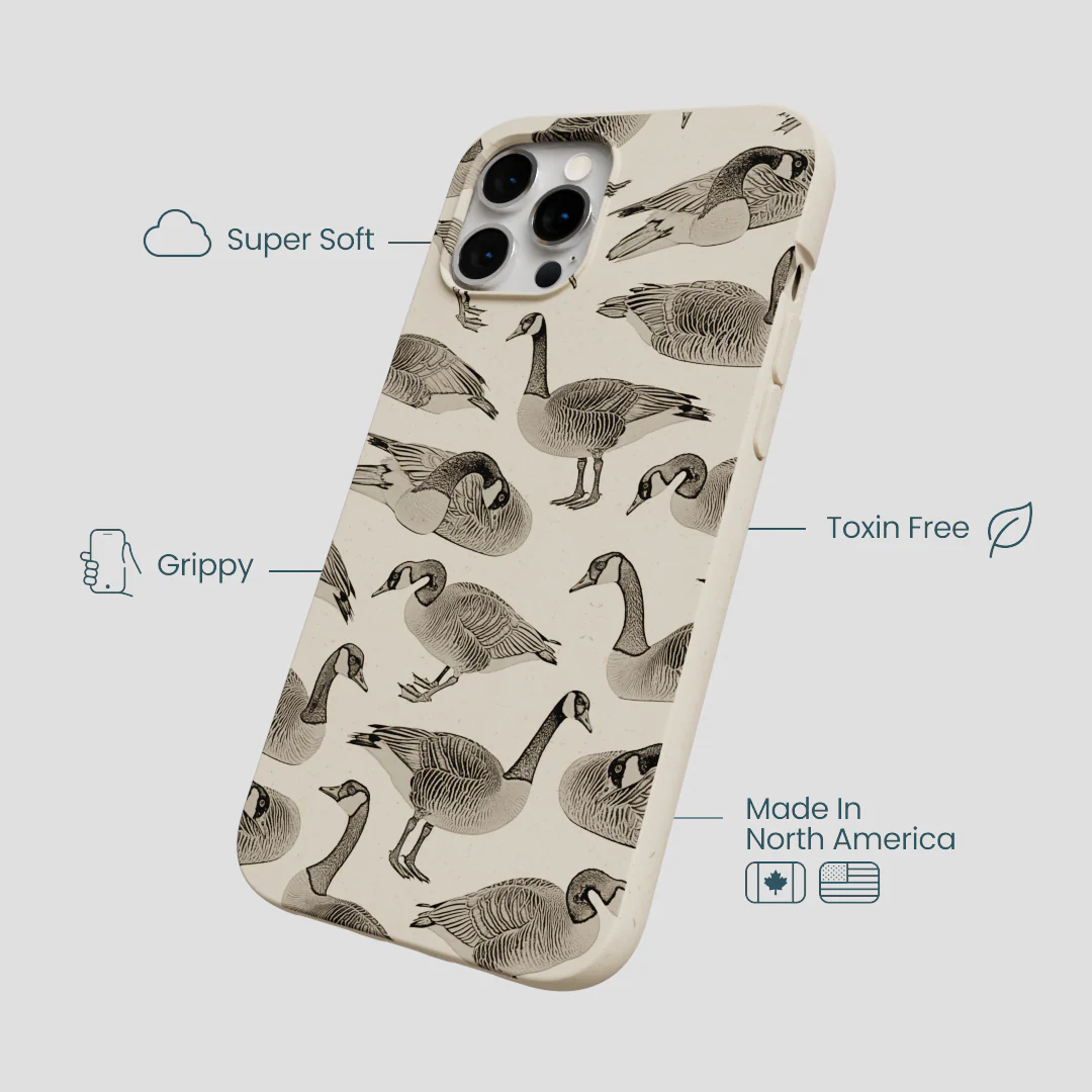 London Fog Canadian Geese iPhone 12 Pro Max Case - Image 4