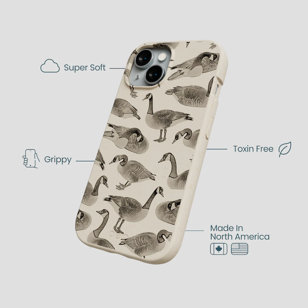 London Fog Canadian Geese iPhone 15 Case - Image 4