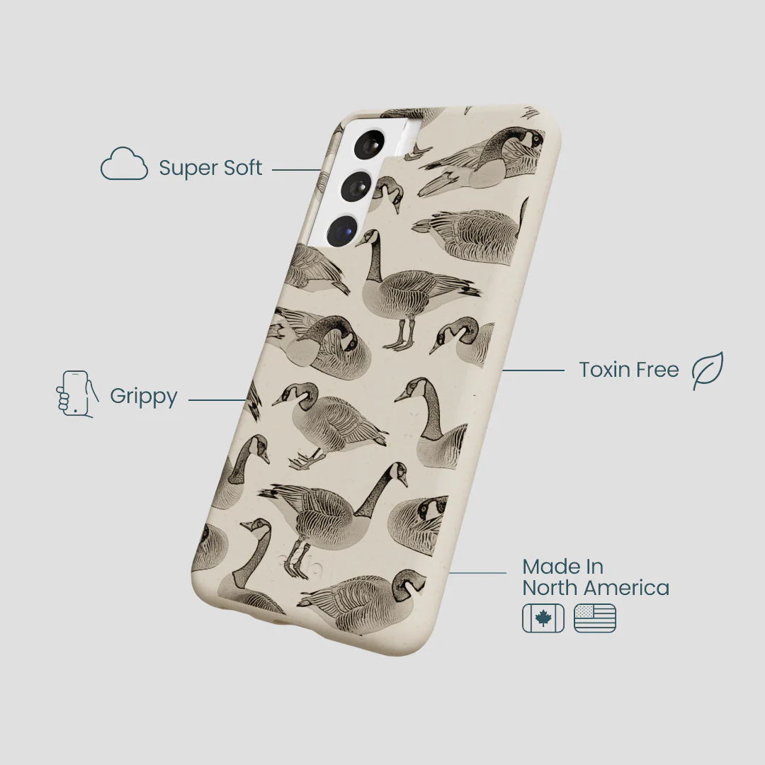 London Fog Canadian Geese Samsung Galaxy S21 Case - Image 4