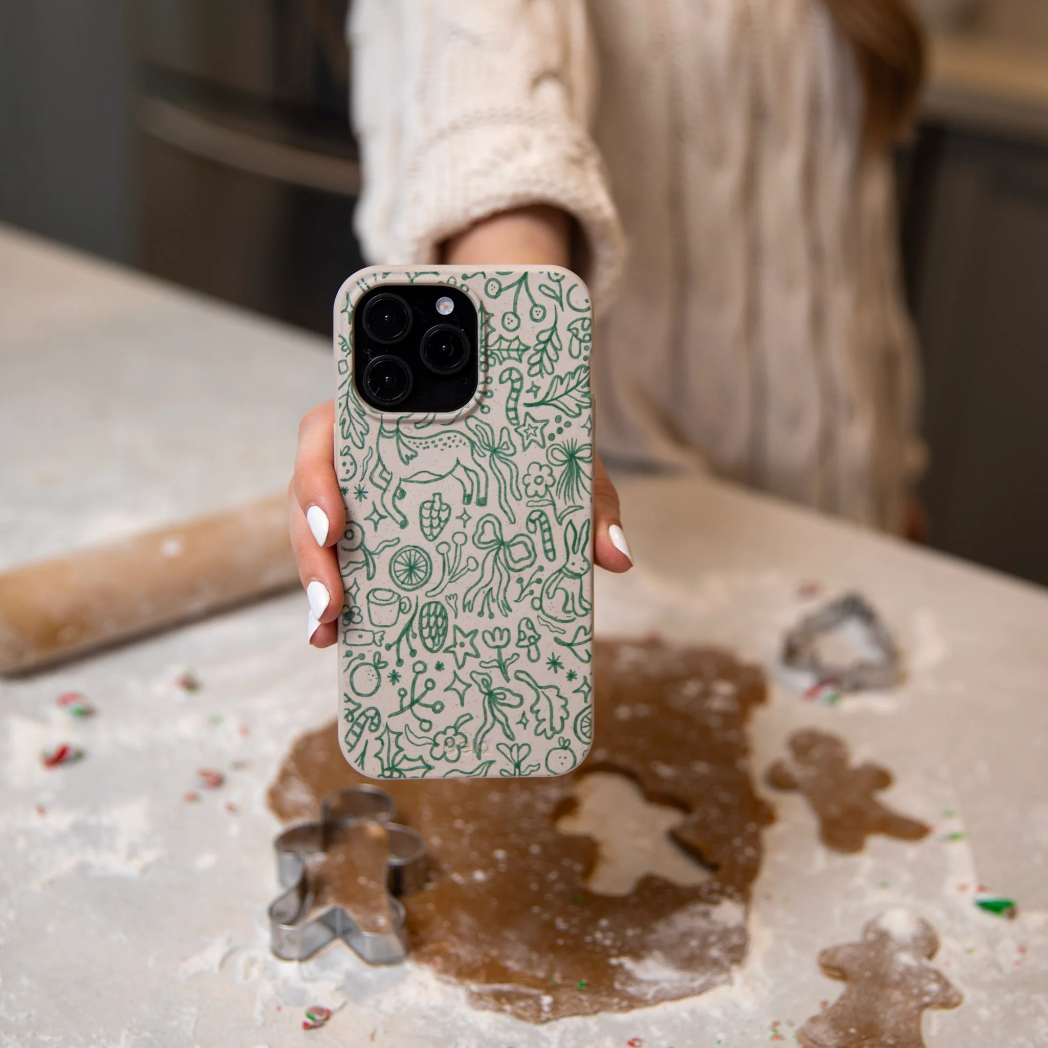 London Fog Cozy Woodland Google Pixel 9a Case - Image 2