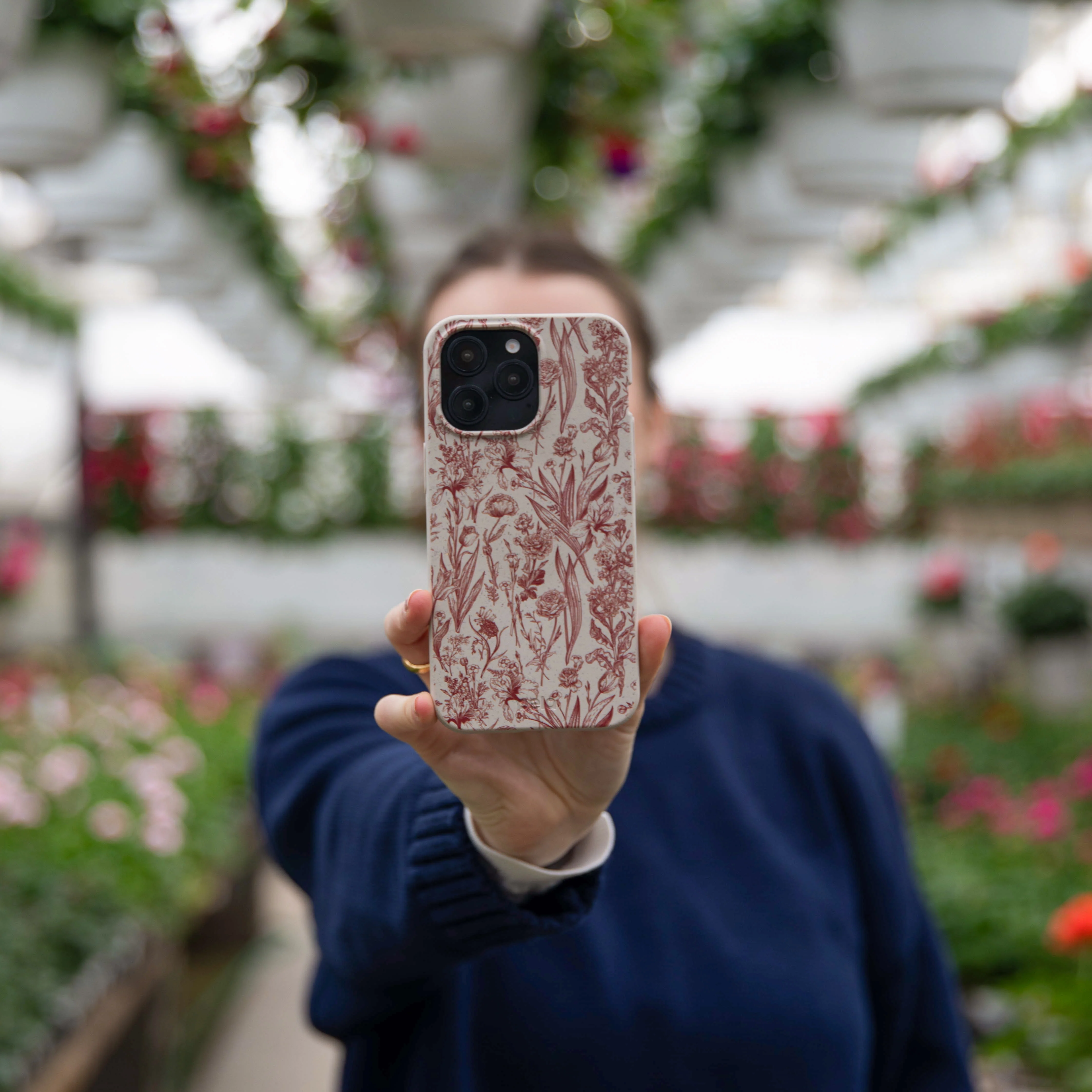 London Fog Crimson Bouquet Google Pixel 8a Case - Image 2