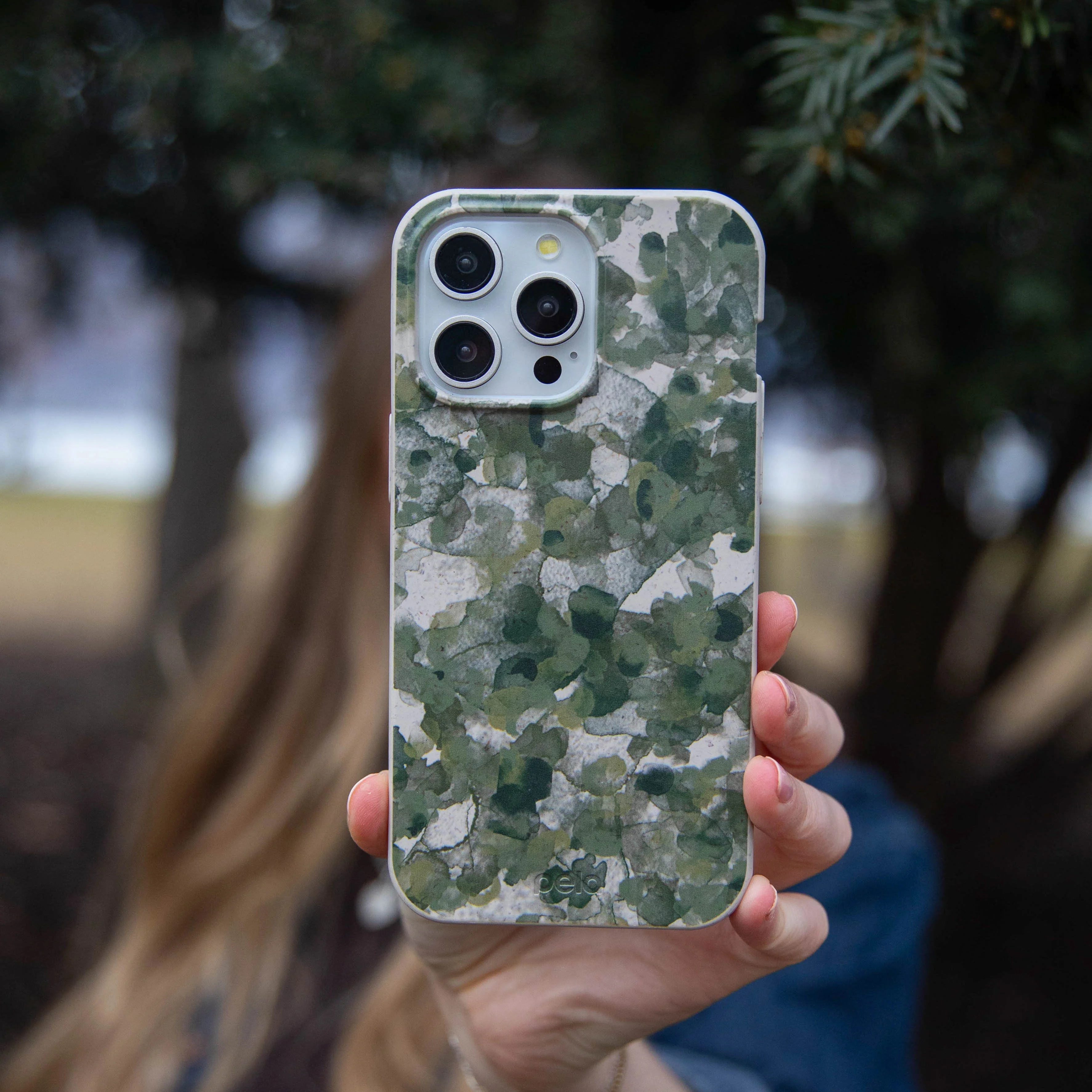London Fog Foliage Camo Google Pixel 7 Case - Image 2