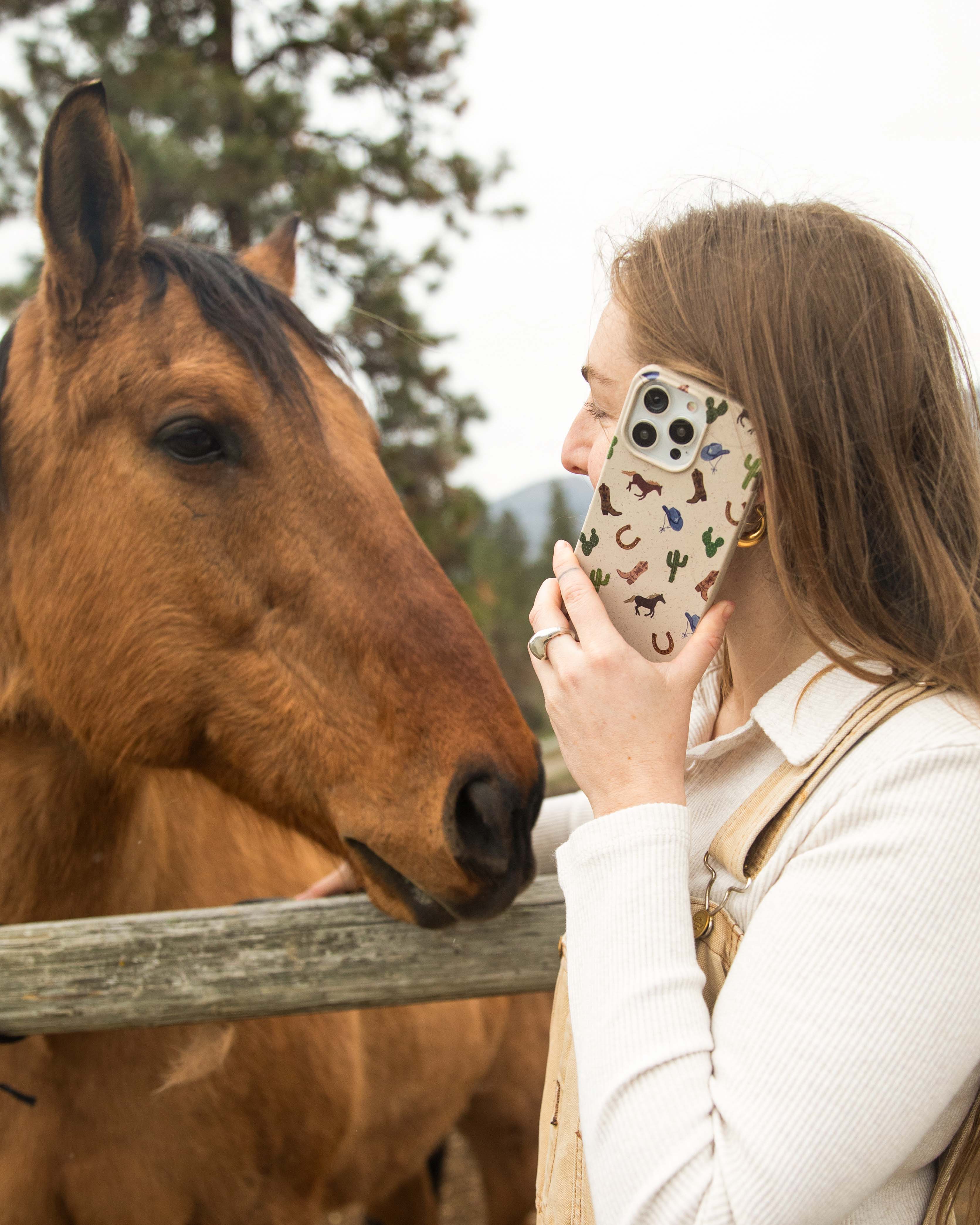 London Fog Giddy Up Google Pixel 7 Pro Case - Image 6