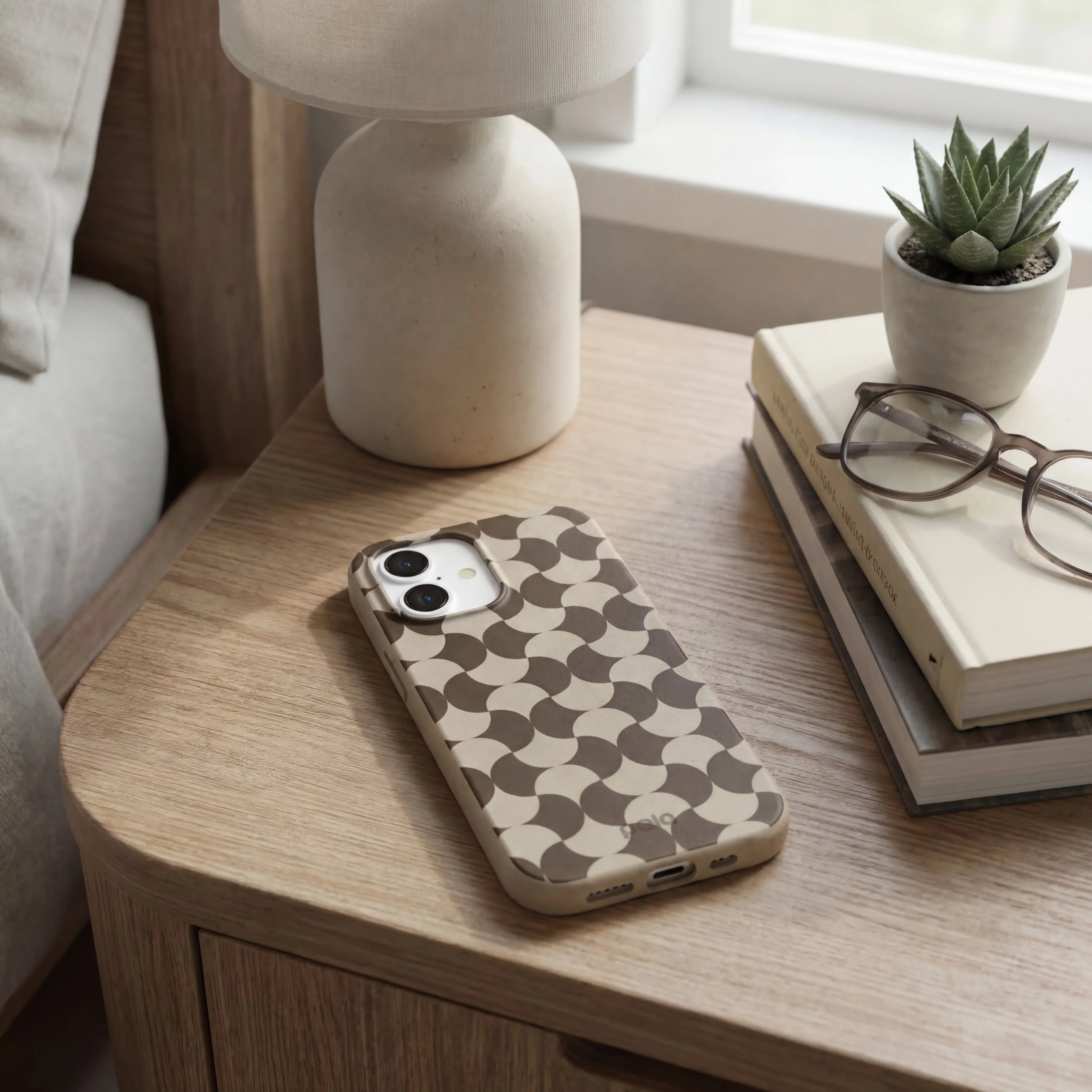 London Fog Graphic Groove iPhone 14 Plus Case - Image 2