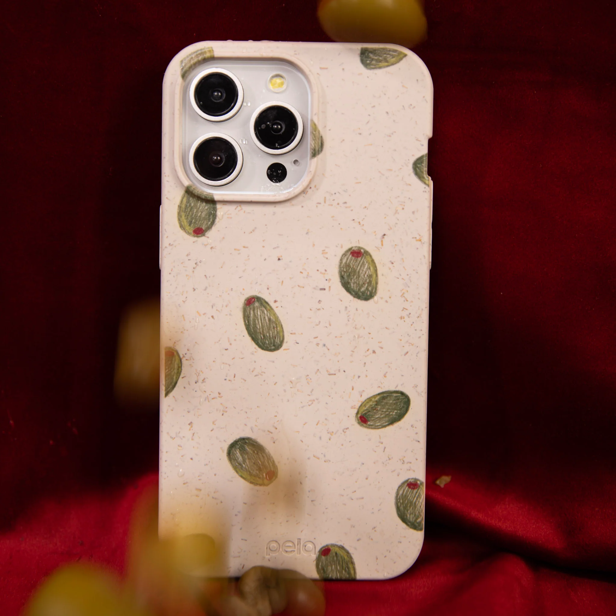 London Fog Olive Party Samsung Galaxy S26 Case - Image 2