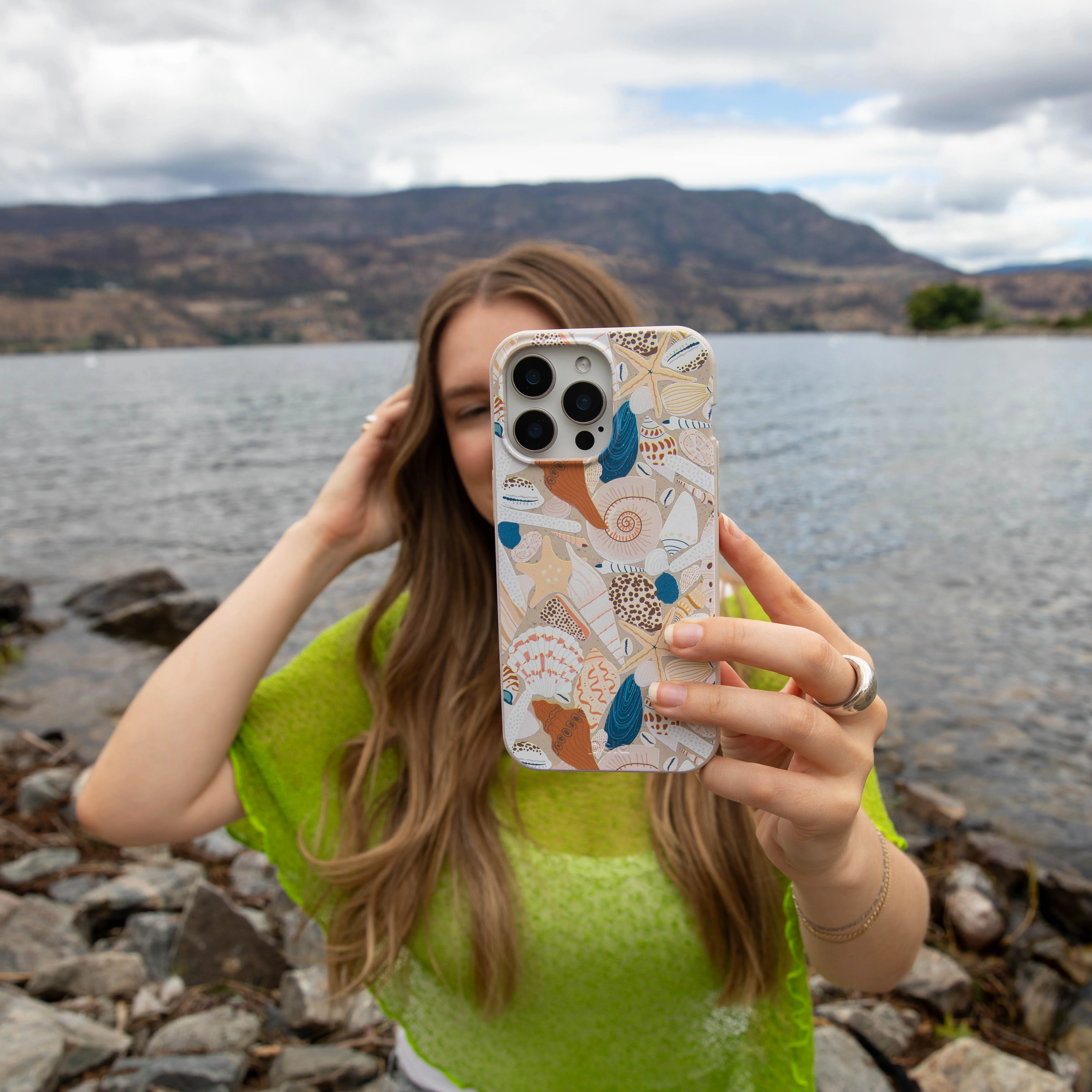 London Fog Sandy Shells iPhone 11 Pro Case - Image 2
