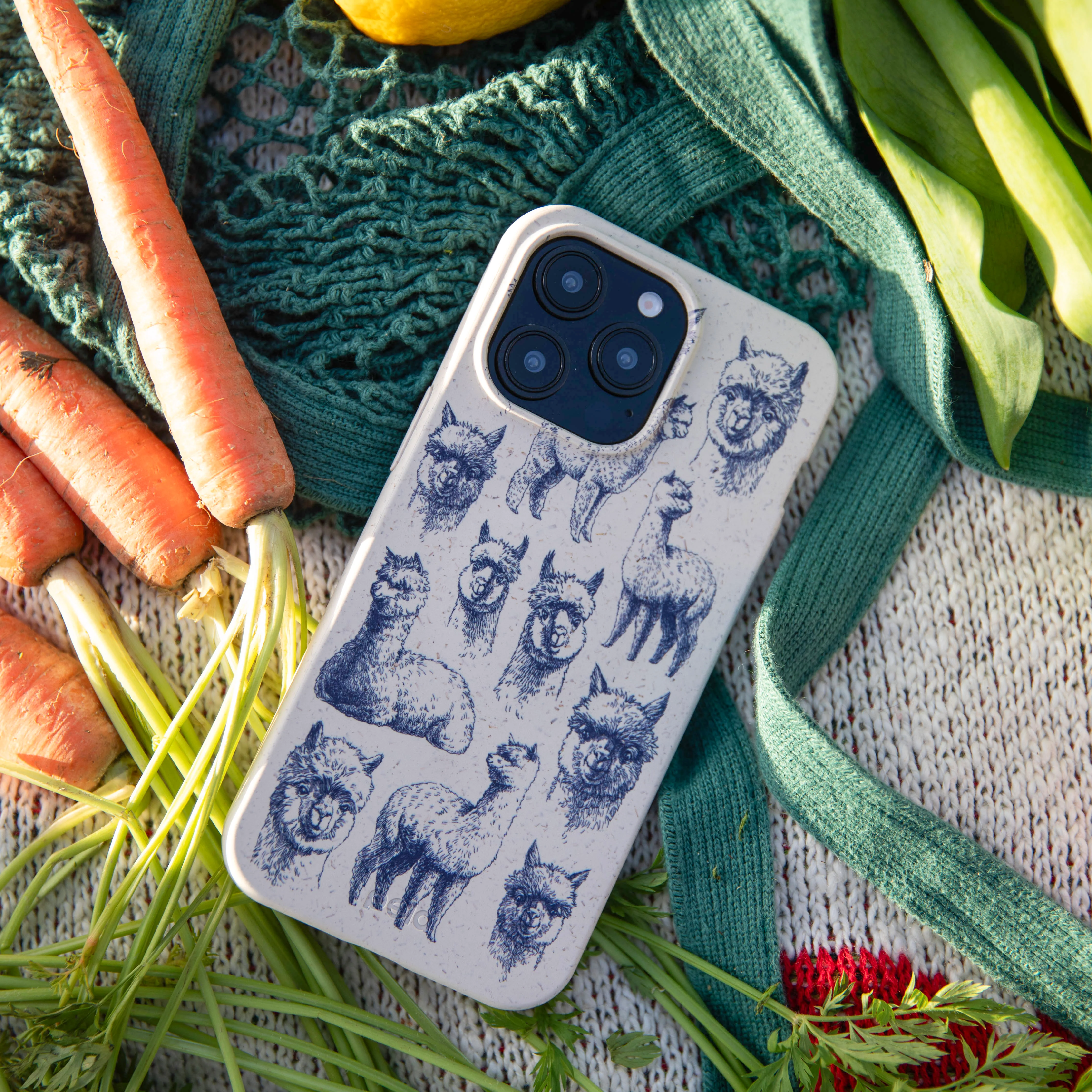 London Fog Spitting Llama iPhone 11 Case - Image 2
