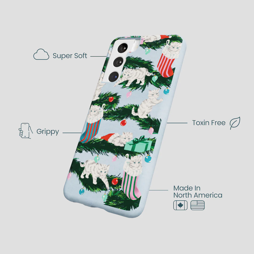 Powder Blue Christmas Kittens Samsung Galaxy S22 Case - Image 4