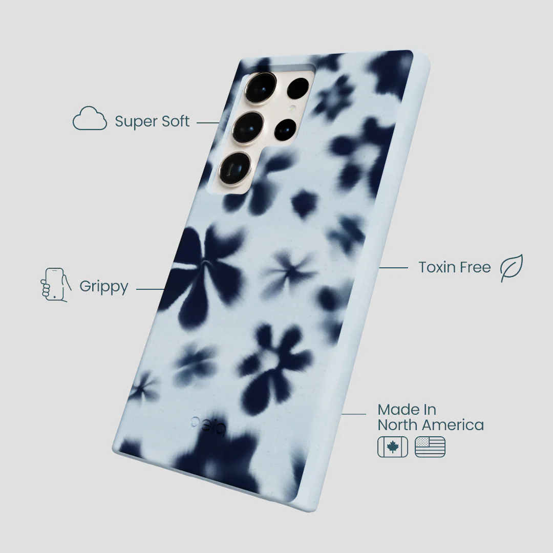 Powder Blue Hazy Daisies Samsung Galaxy S24 Ultra Case - Image 4