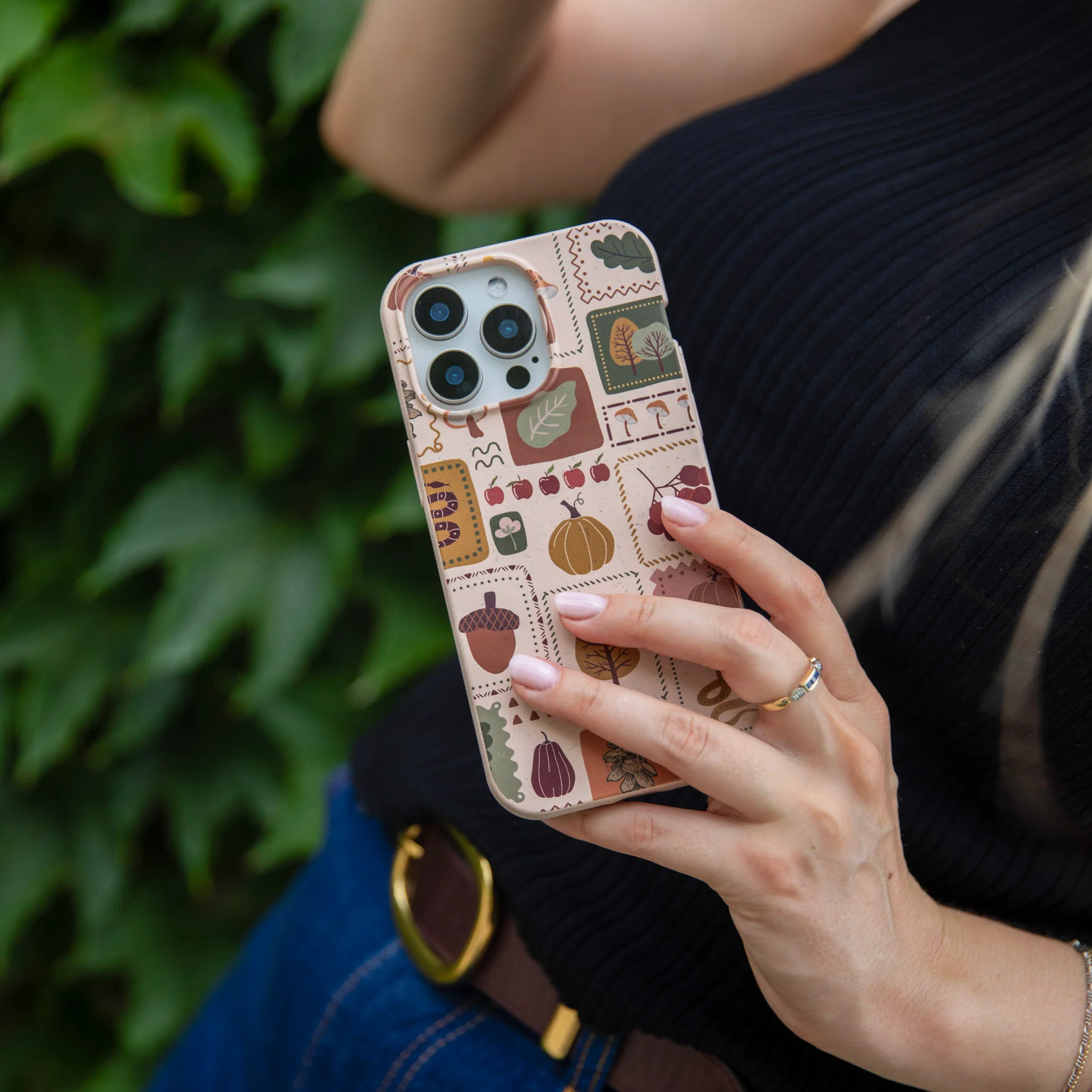 Seashell Autumn Patch Google Pixel 8 Case - Image 2