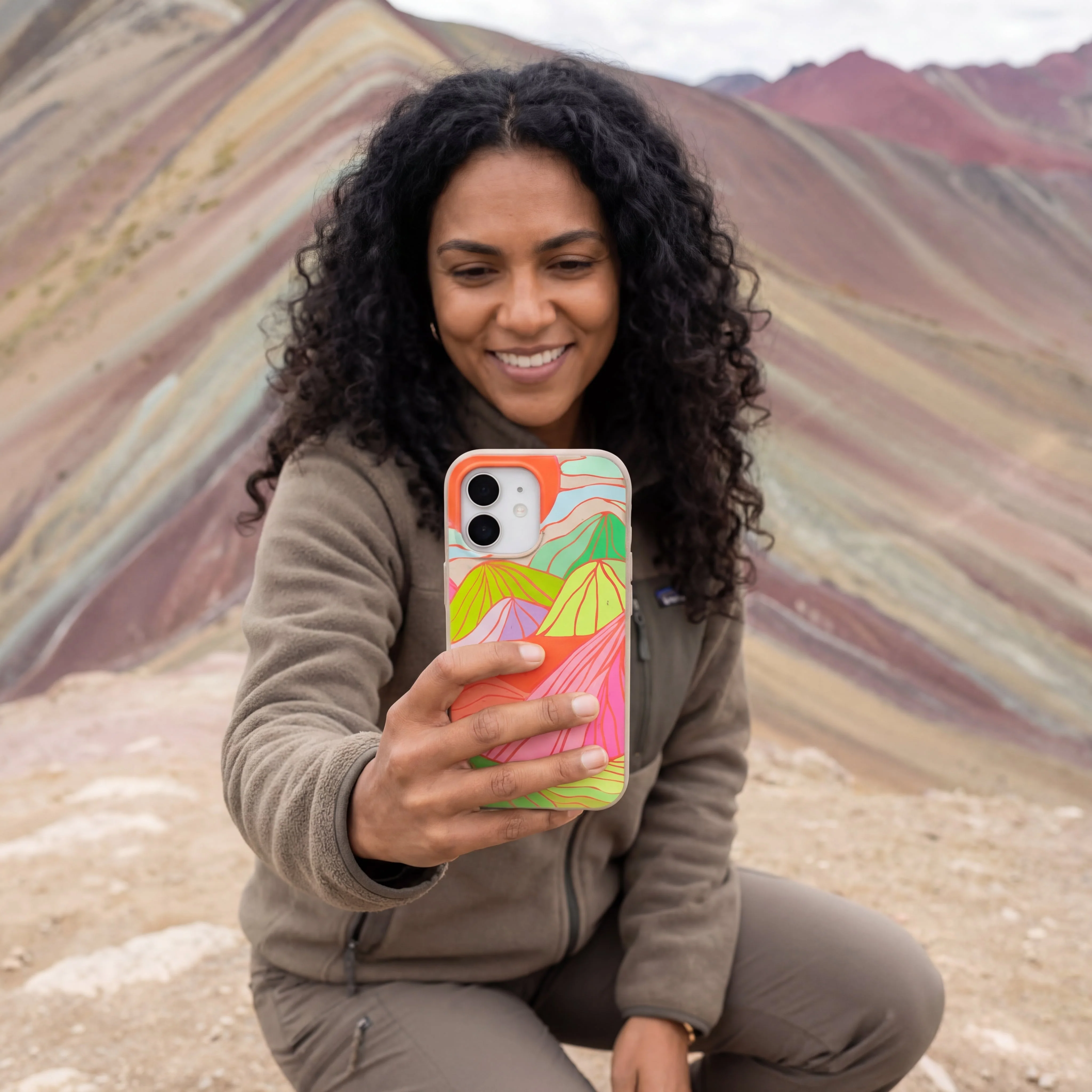 Seashell Chromatic Peaks iPhone 13 Pro Case - Image 2