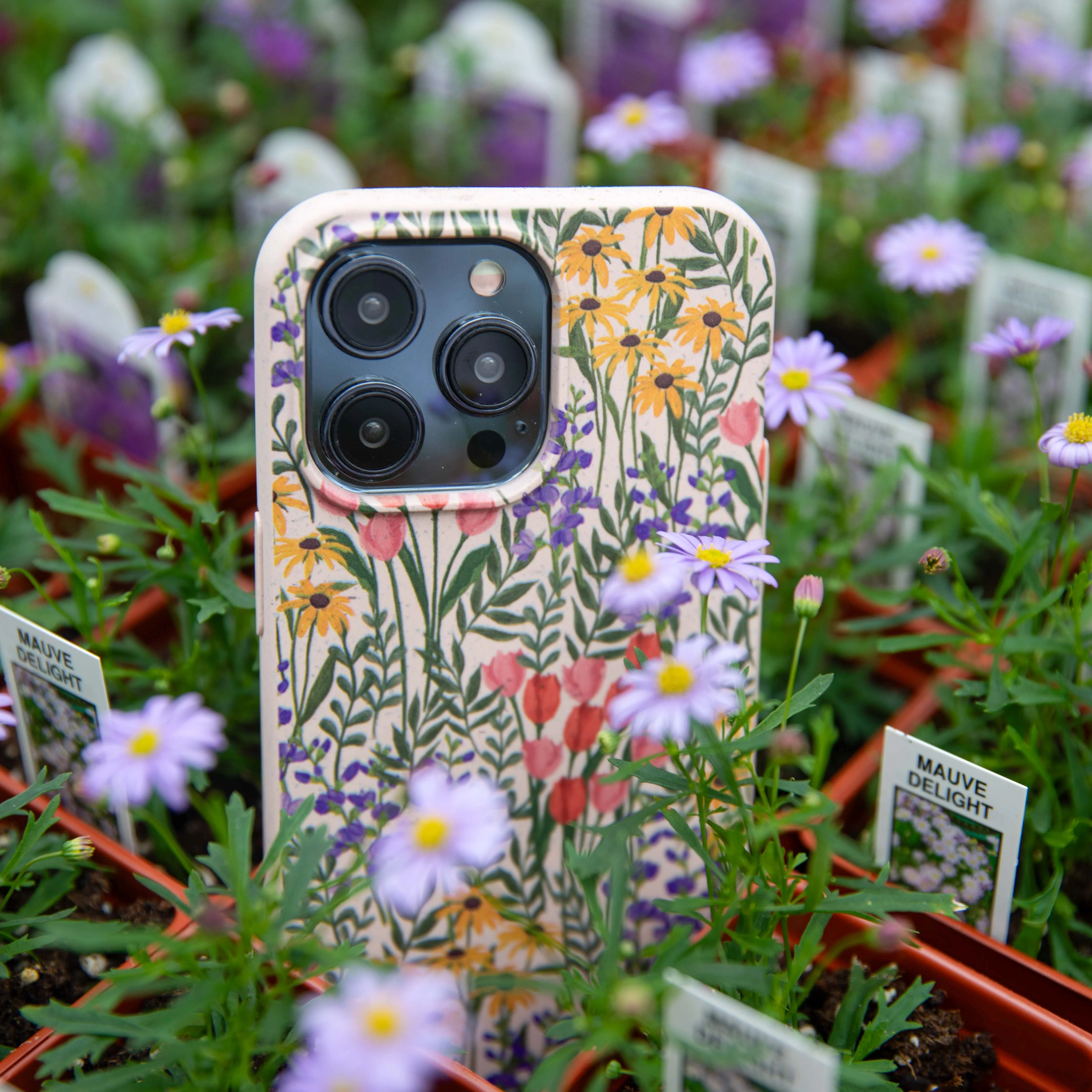 Seashell Flower Field Samsung Galaxy S21 Case - Image 6