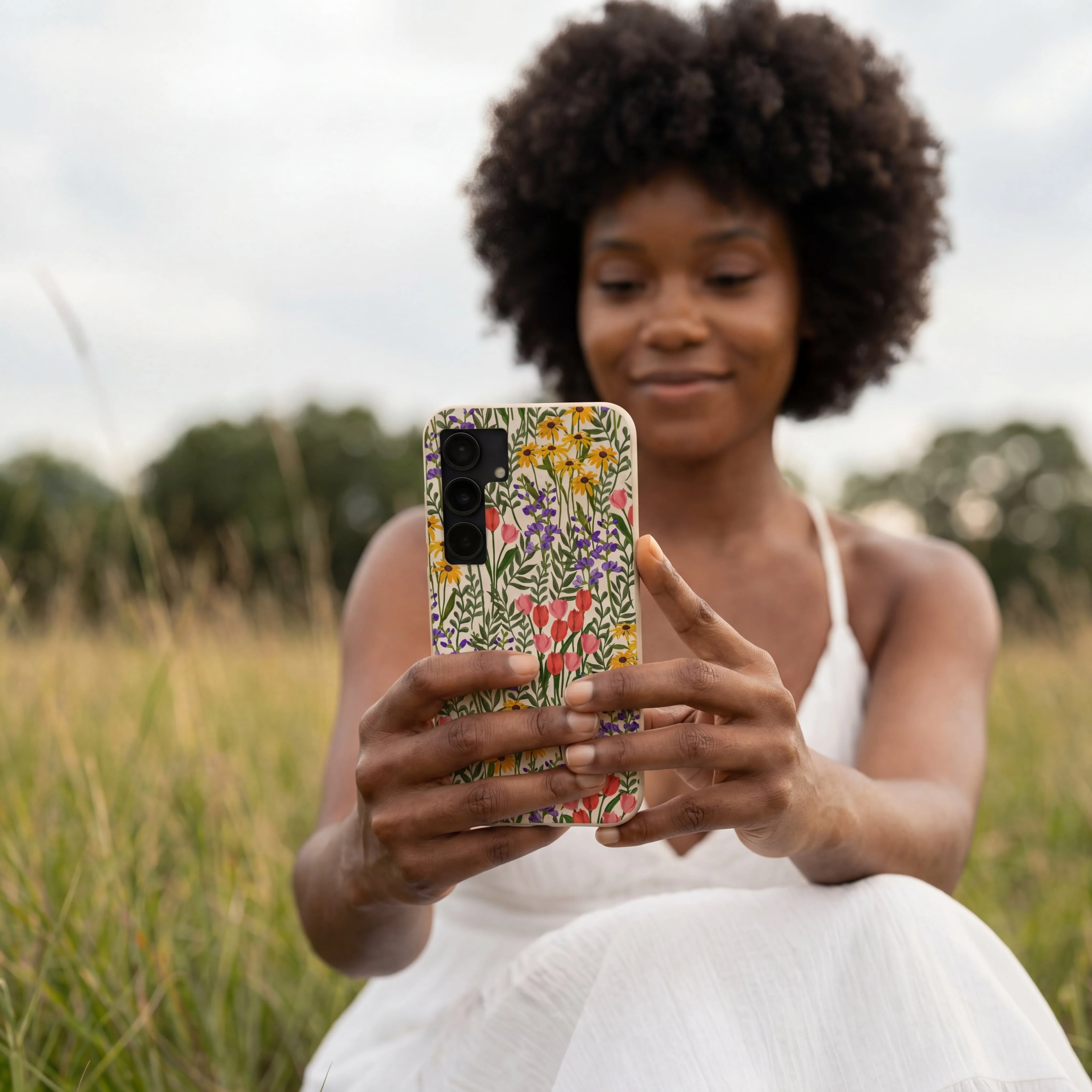 Seashell Flower Field Samsung Galaxy S24 Ultra Case - Image 2