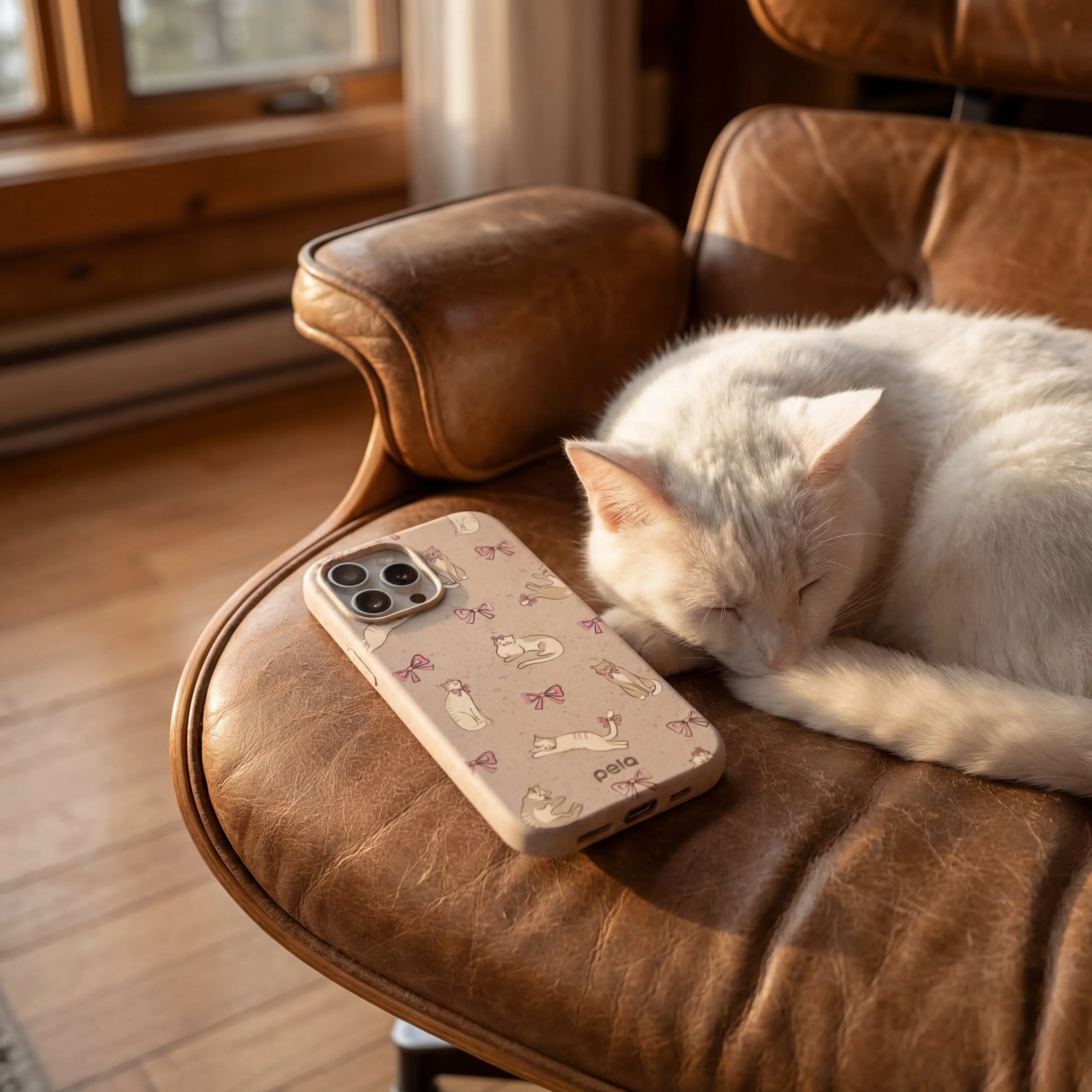 Seashell Purrfect iPhone 16e/17e Case - Image 2