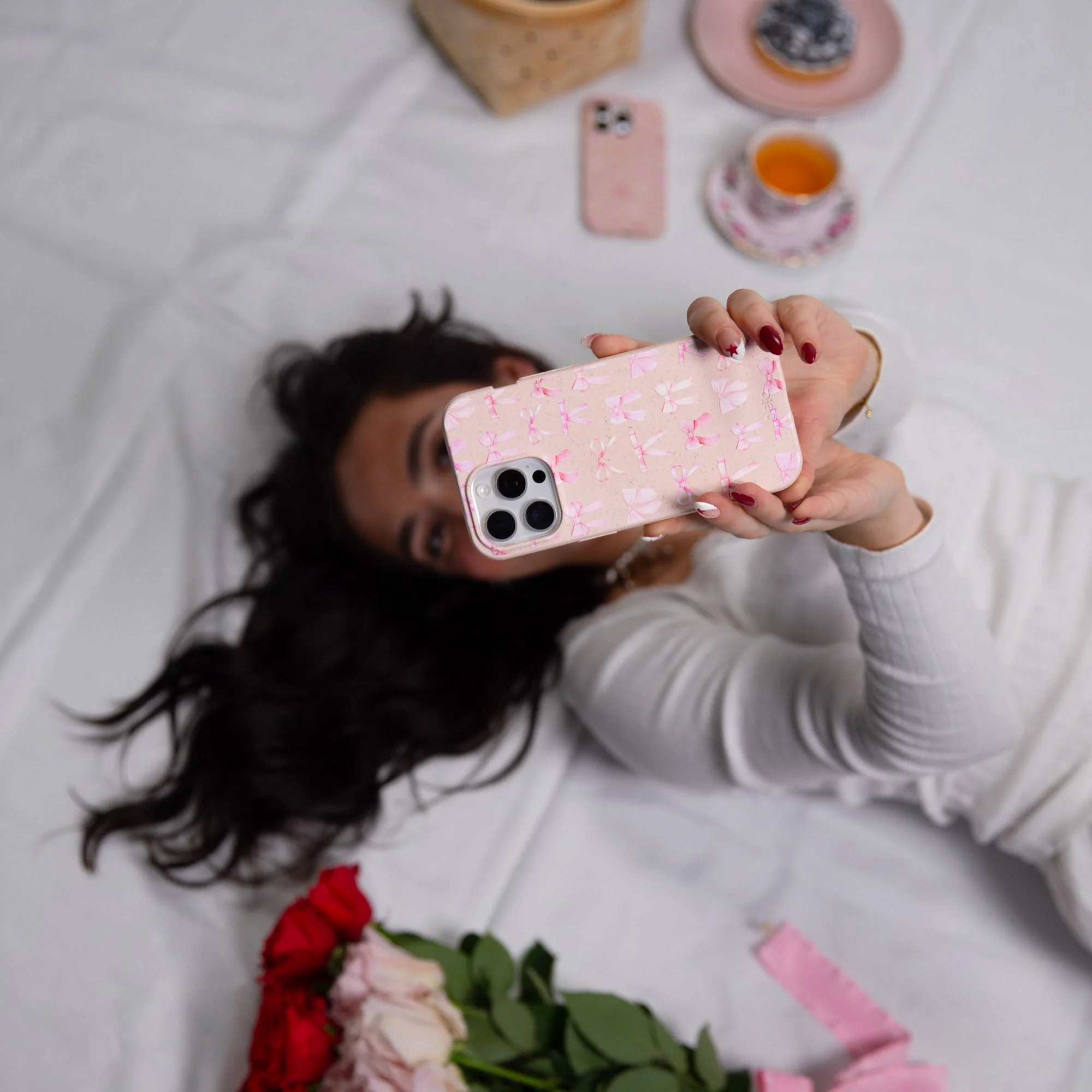 Seashell Rosy Bows iPhone 17 Pro Case - Image 2