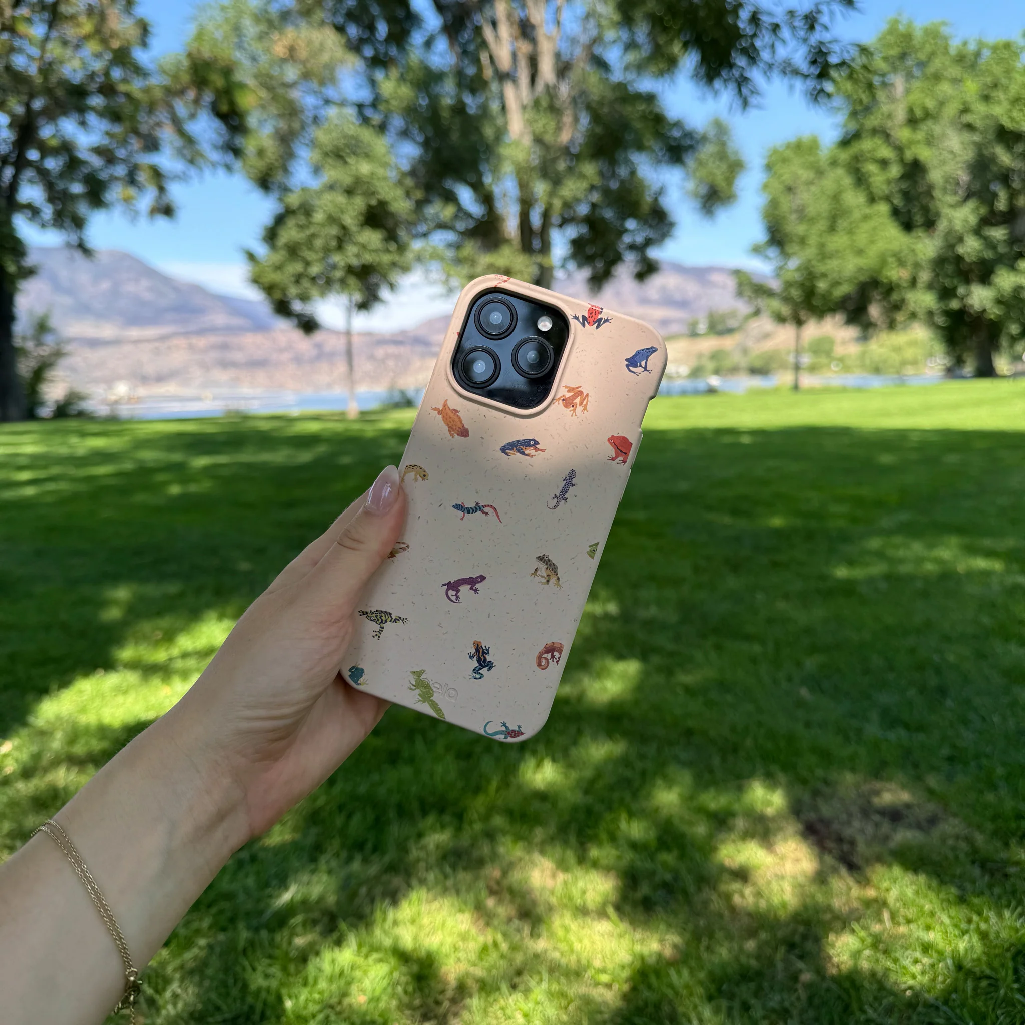 Seashell Tiny Amphibians Google Pixel 9 Pro XL Case - Image 2