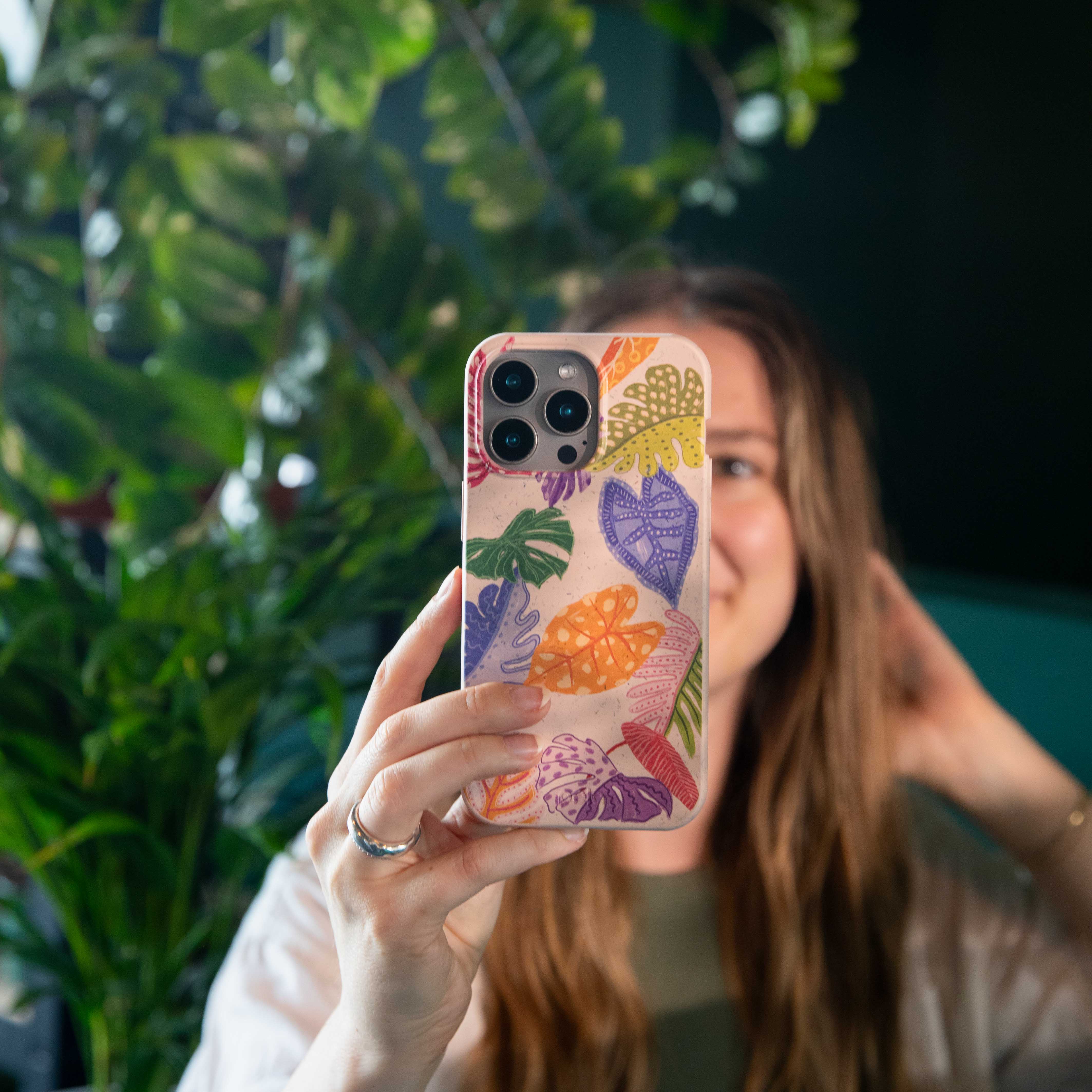 Seashell Tropical Cheer Samsung Galaxy S25 Case - Image 6
